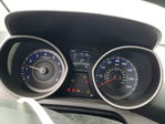 Hyundai Elantra 2012