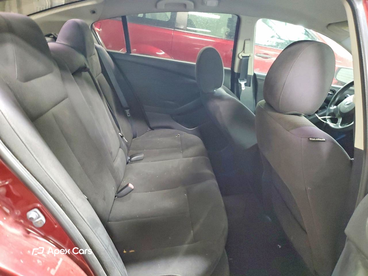 Nissan Altima 2011