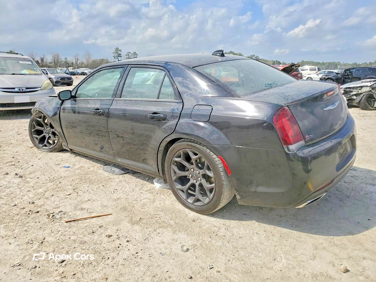 Chrysler 300 2019