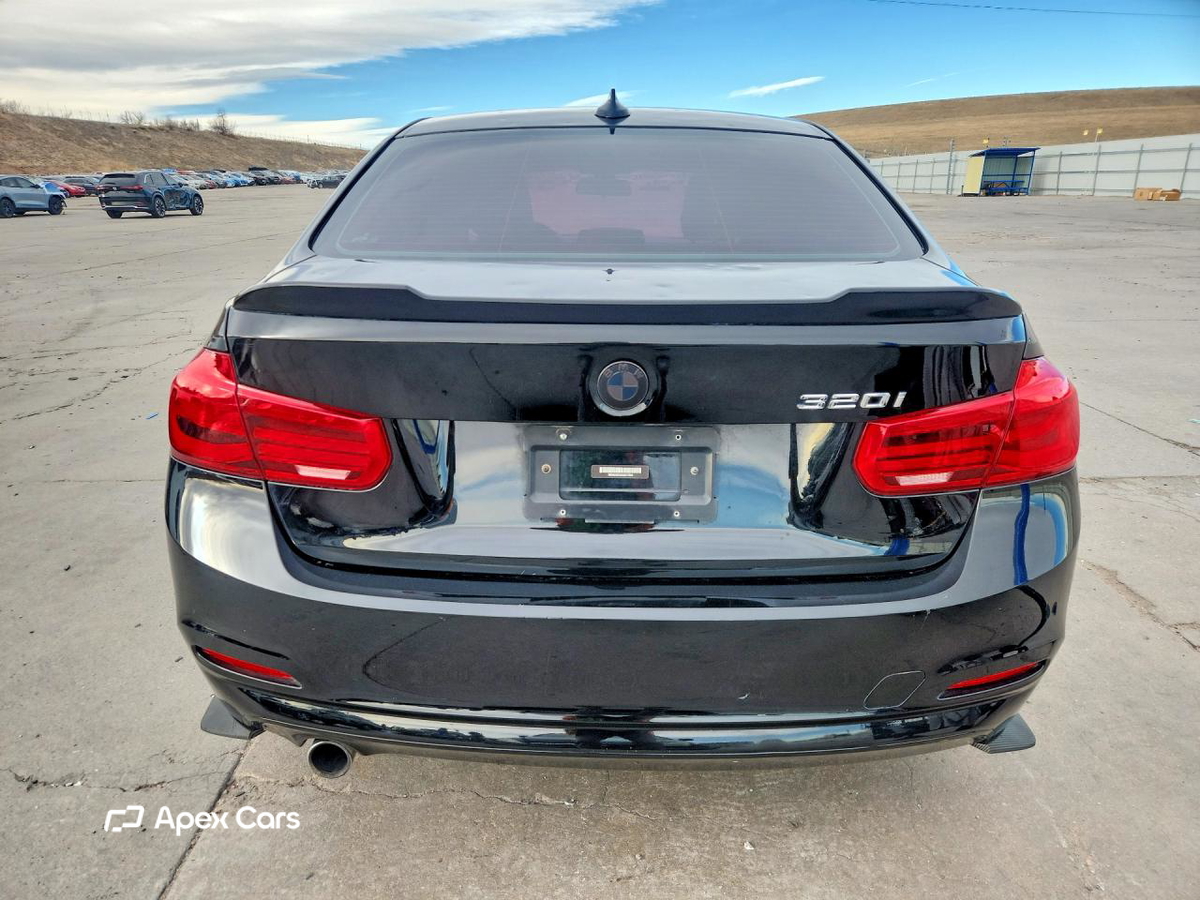 BMW Series 3 2016