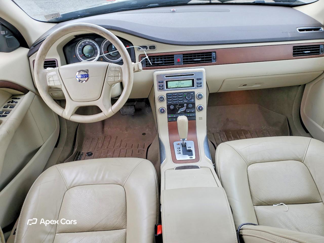 Volvo XC70 2011