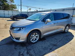 Chrysler Pacifica 2019