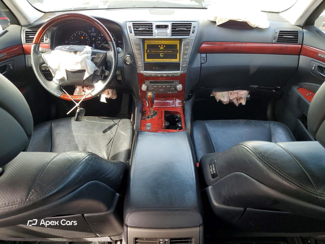 Lexus LS 2011