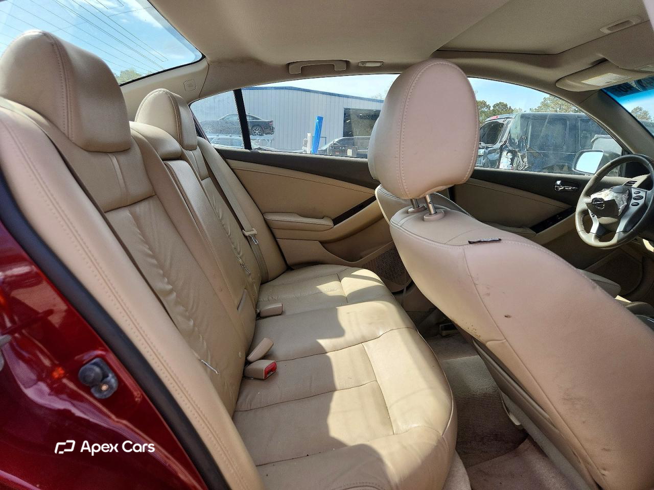 Nissan Altima 2012