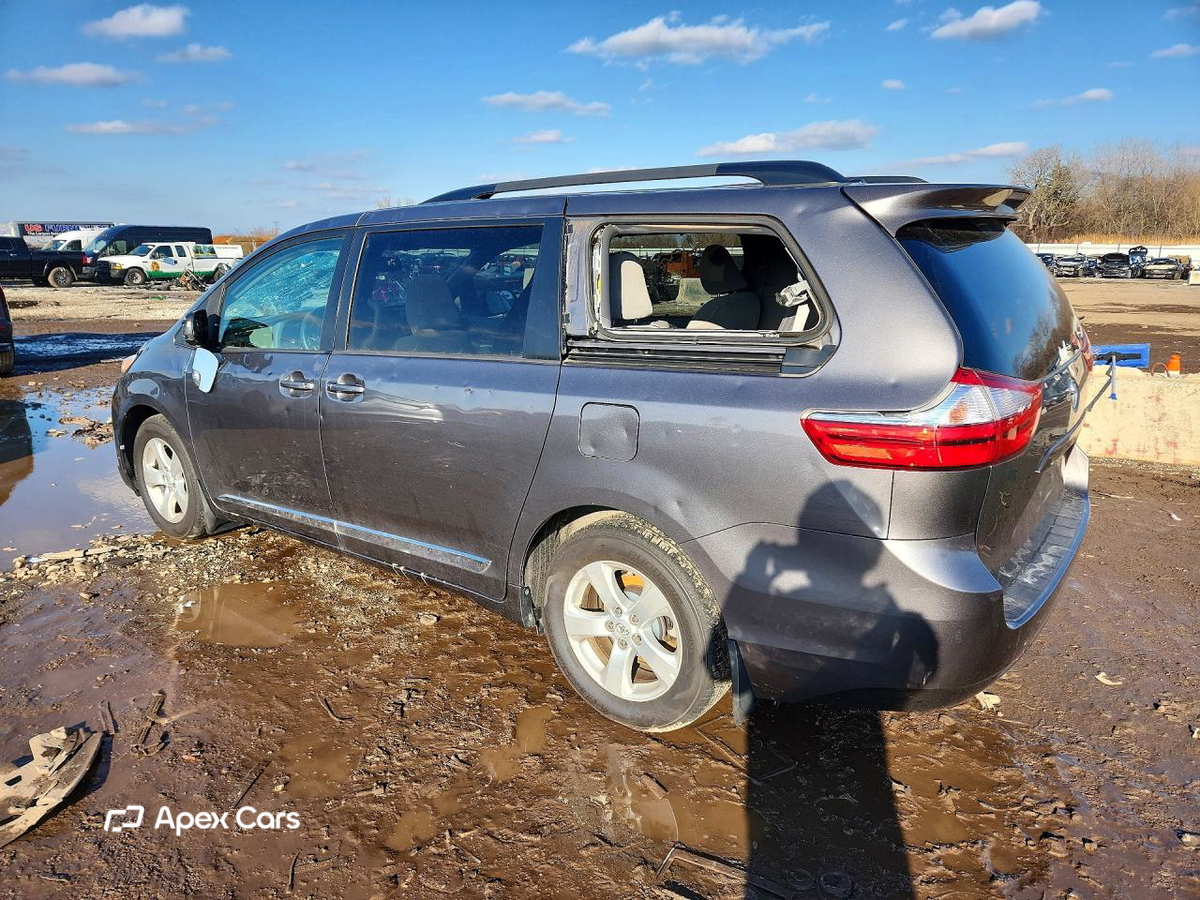 Toyota Sienna 2017