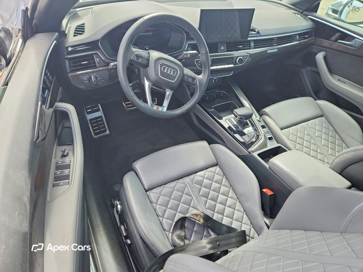 Audi RS5 2024