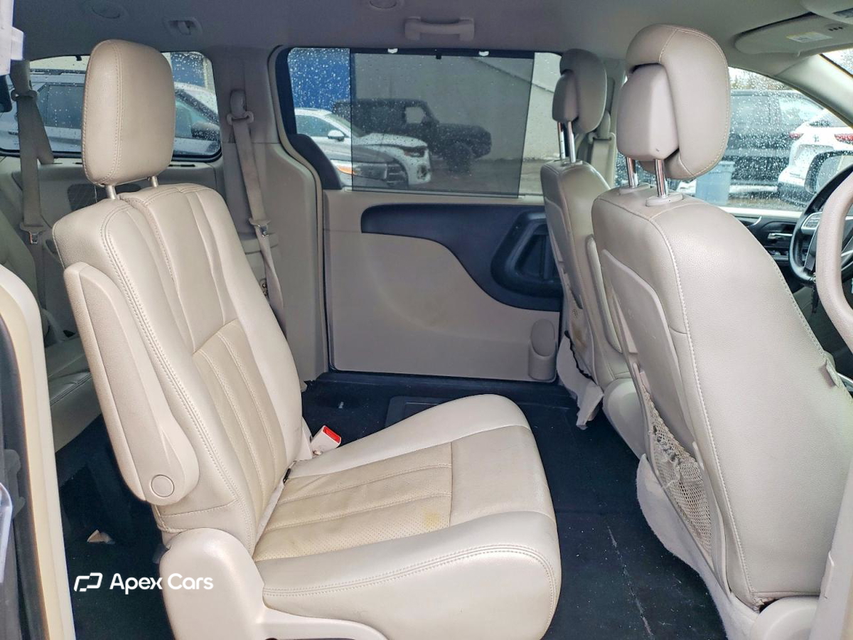 Chrysler Voyager 2012