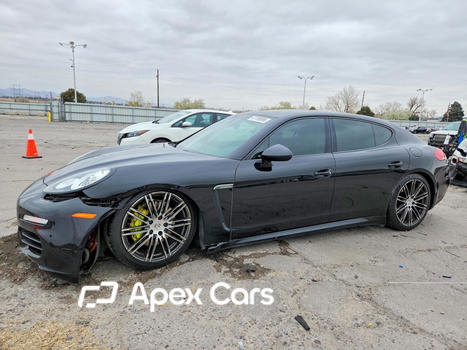 Porsche Panamera 2015 - Image 1 of 13