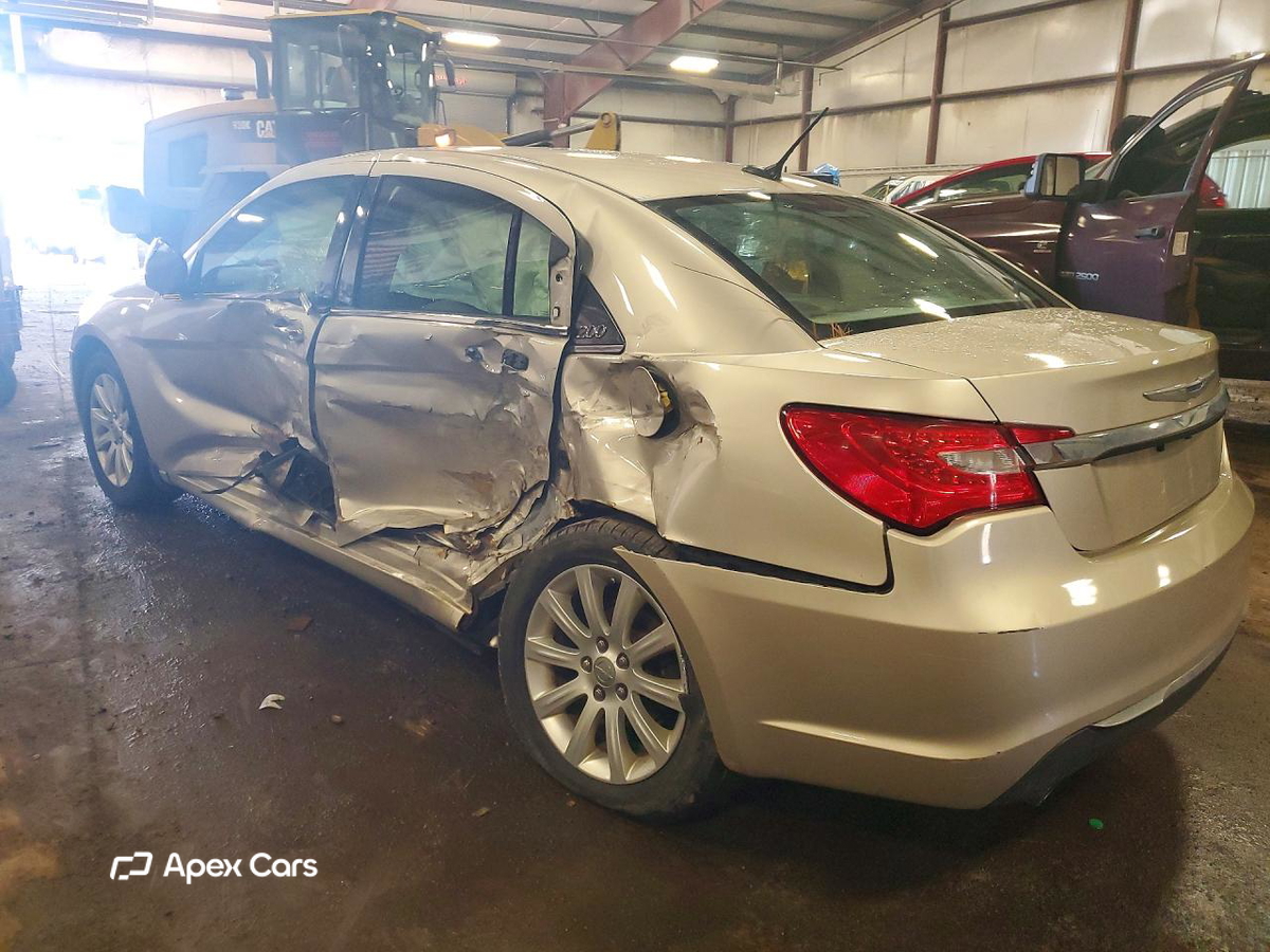 Chrysler 200 2013