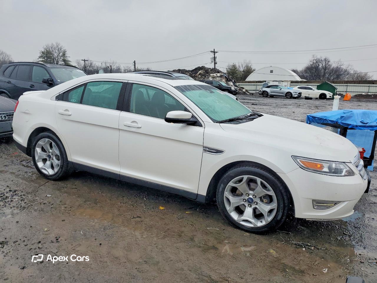 Ford Taurus 2011