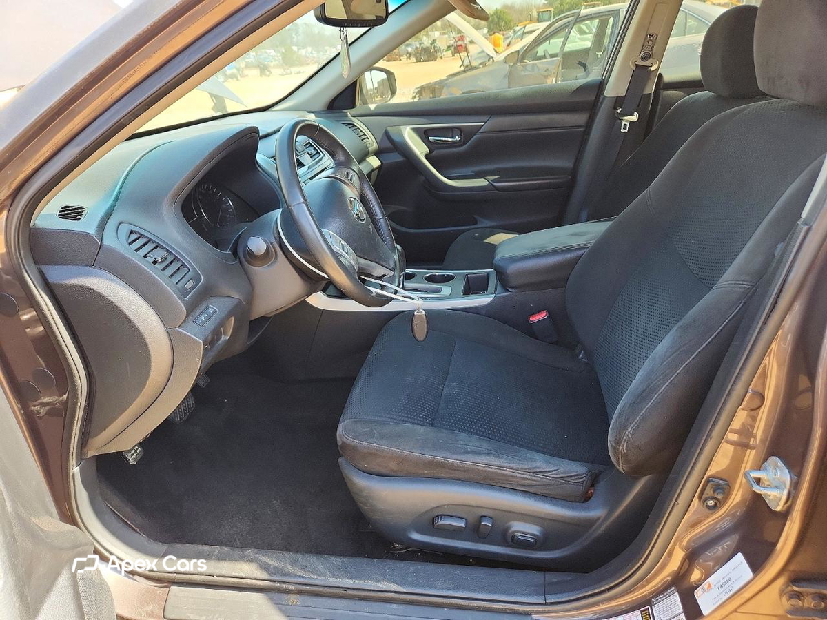 Nissan Altima 2015