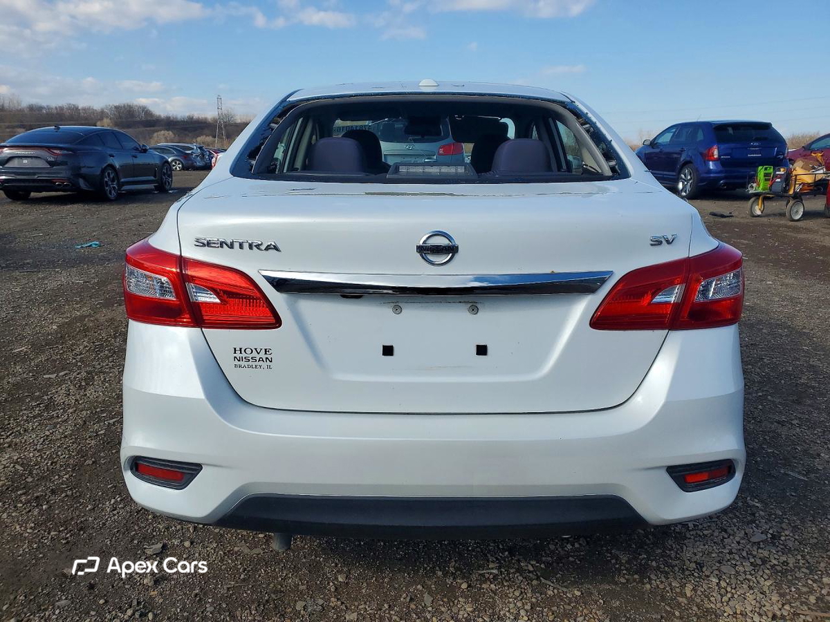Nissan Sentra 2018