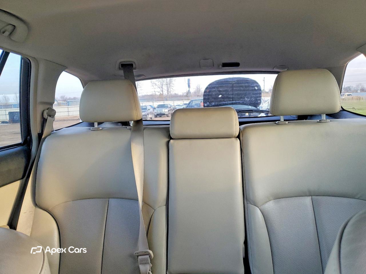 Subaru Outback 2011
