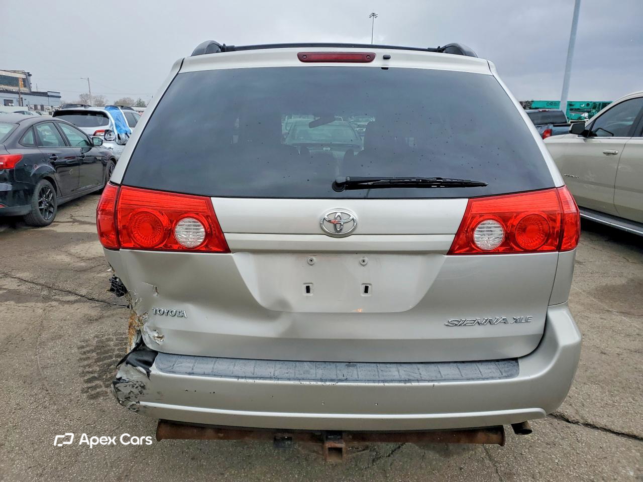 Toyota Sienna 2010
