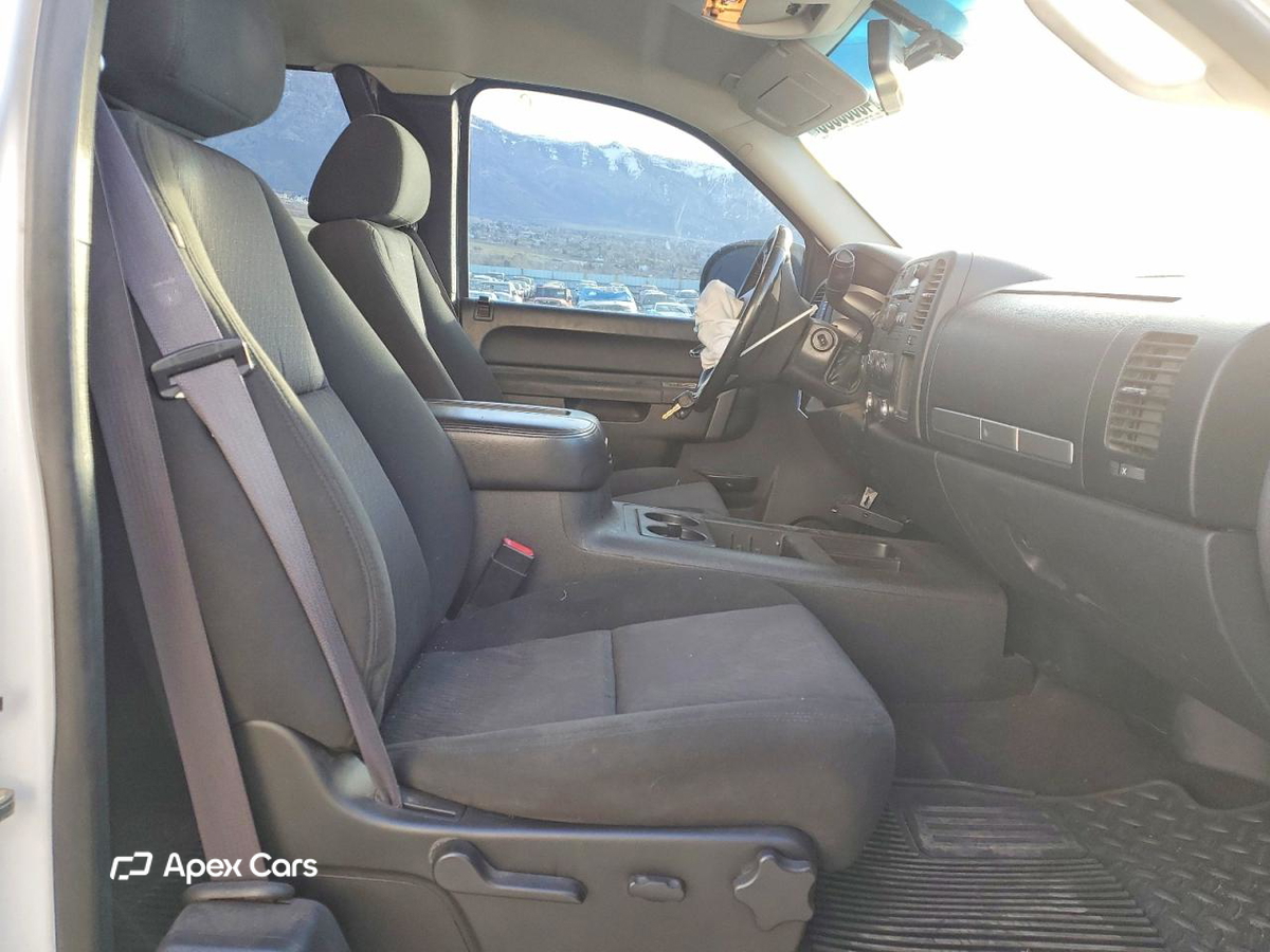 GMC Sierra 2011