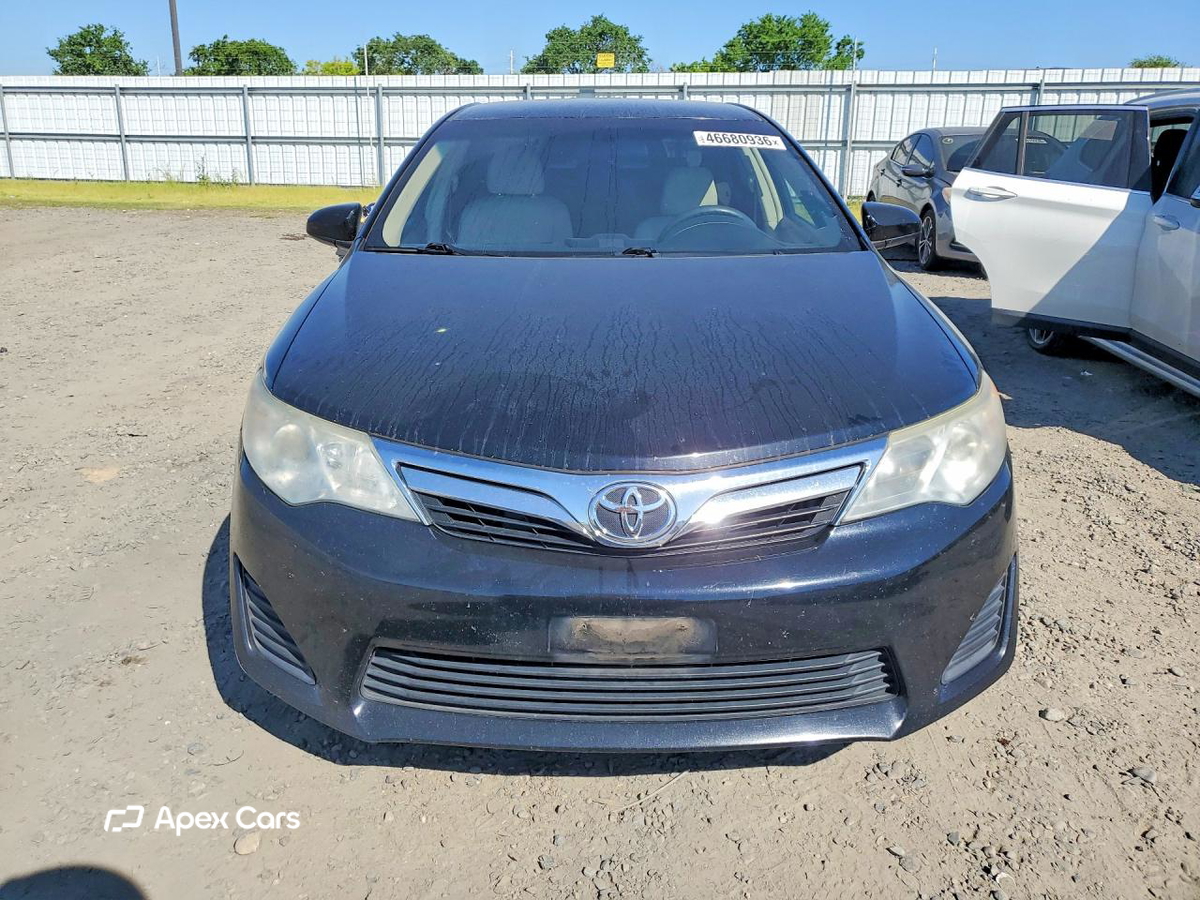 Toyota Camry 2012