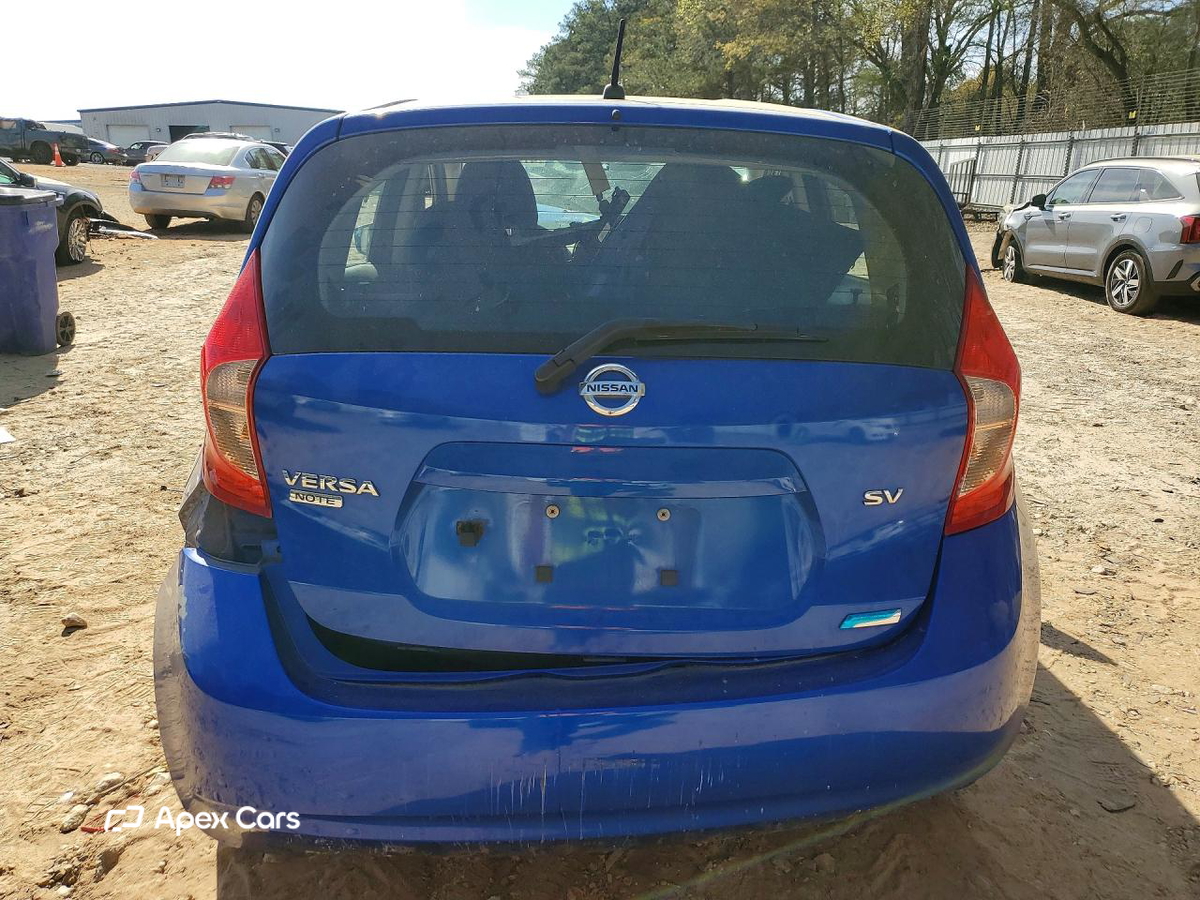 Nissan Versa 2015