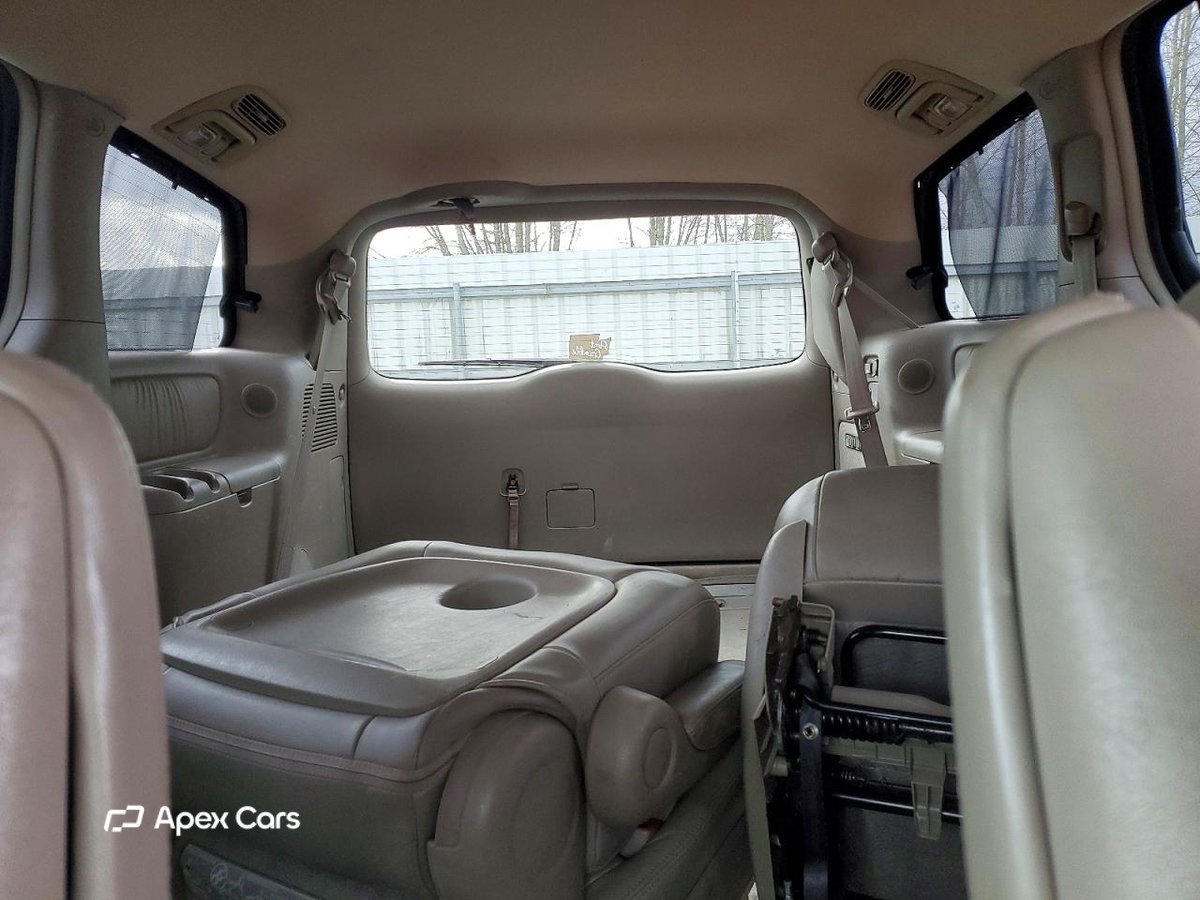 Toyota Sienna 2004