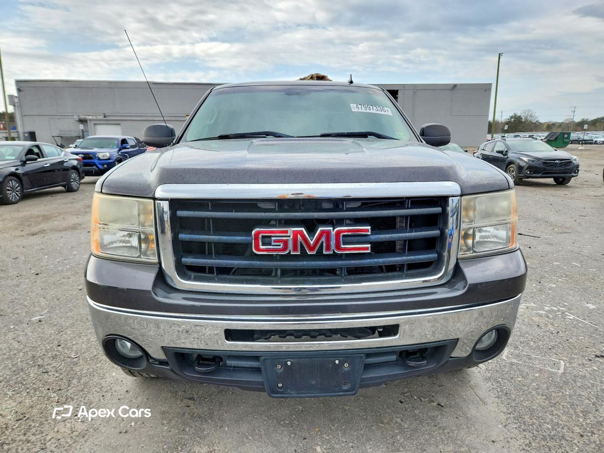 GMC Sierra 2011