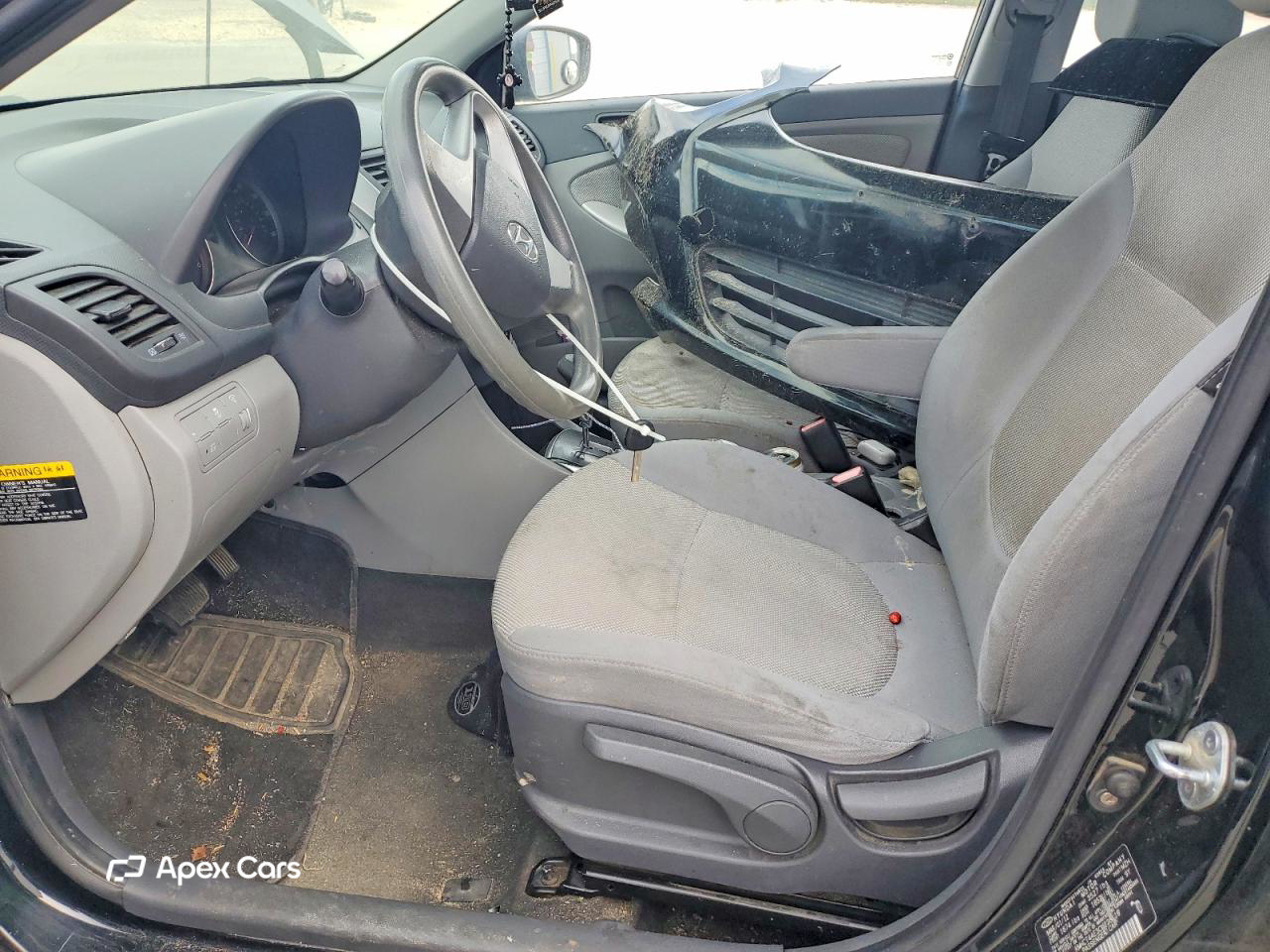 Hyundai Accent 2012