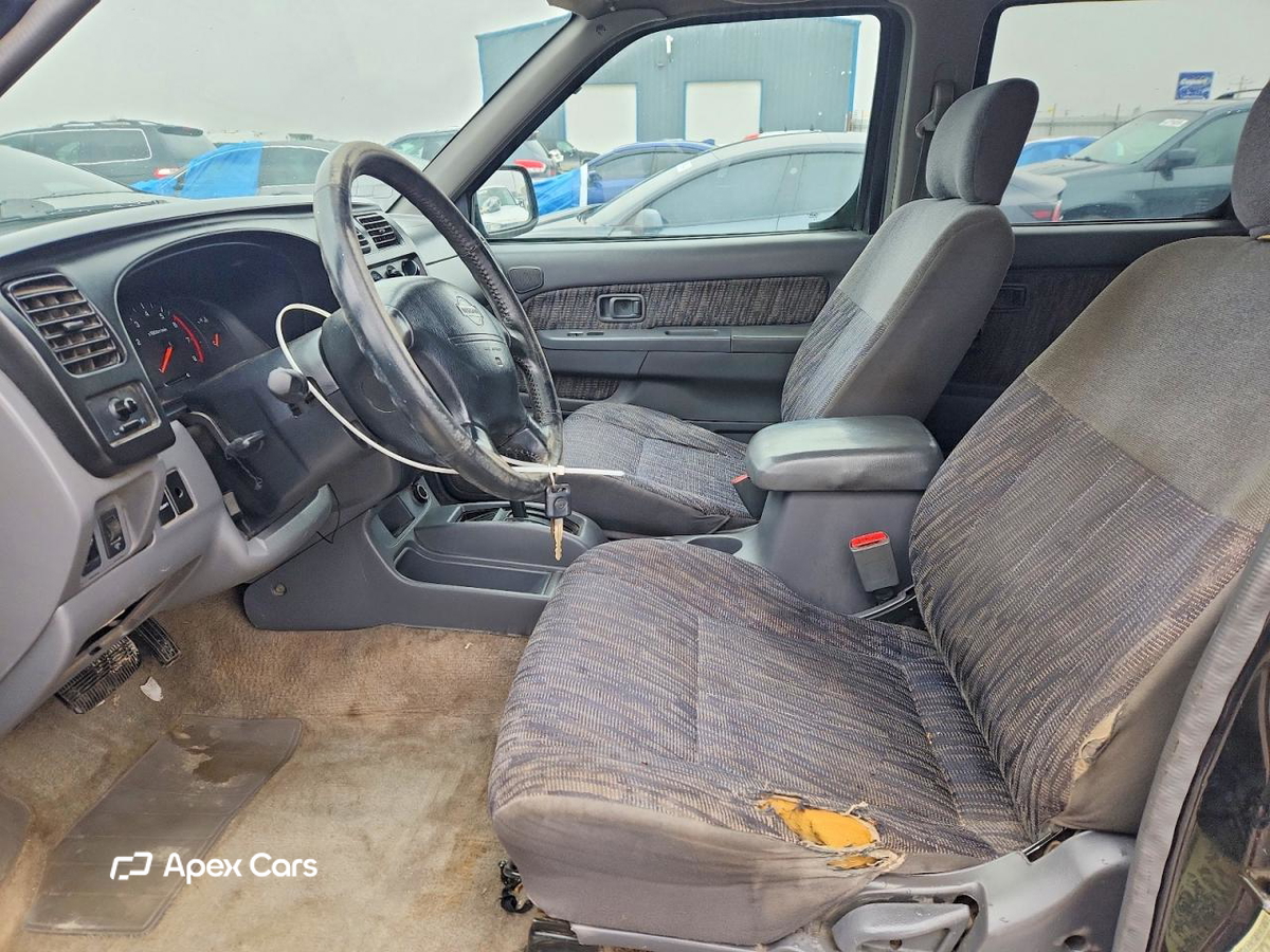 Nissan Navara (Frontier) 2000