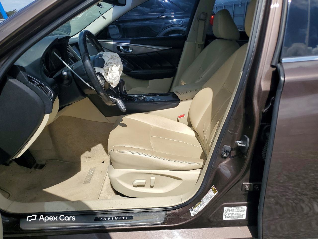 Infiniti Q50 2015