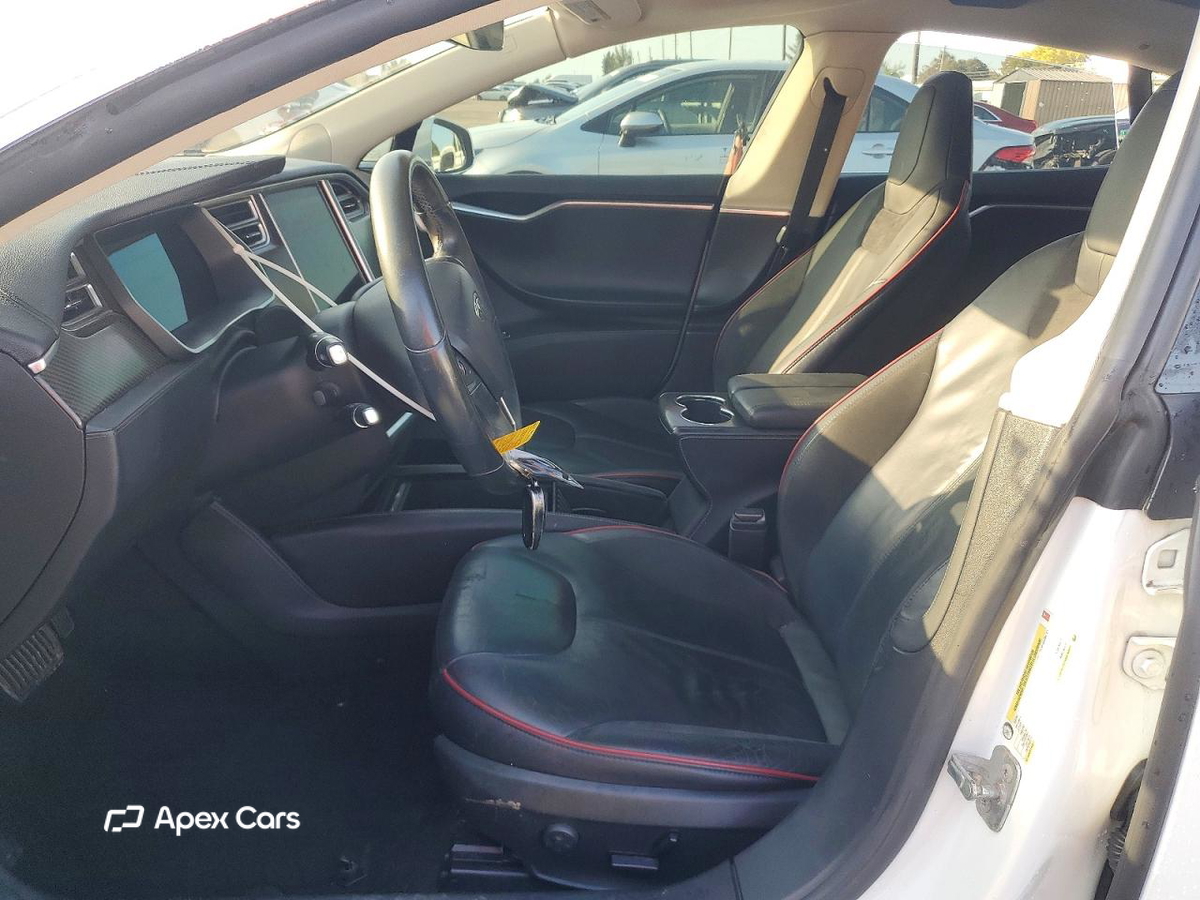 Tesla Model S 2014