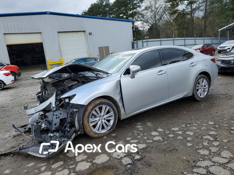 Lexus ES 2015 - Image 1 of 13