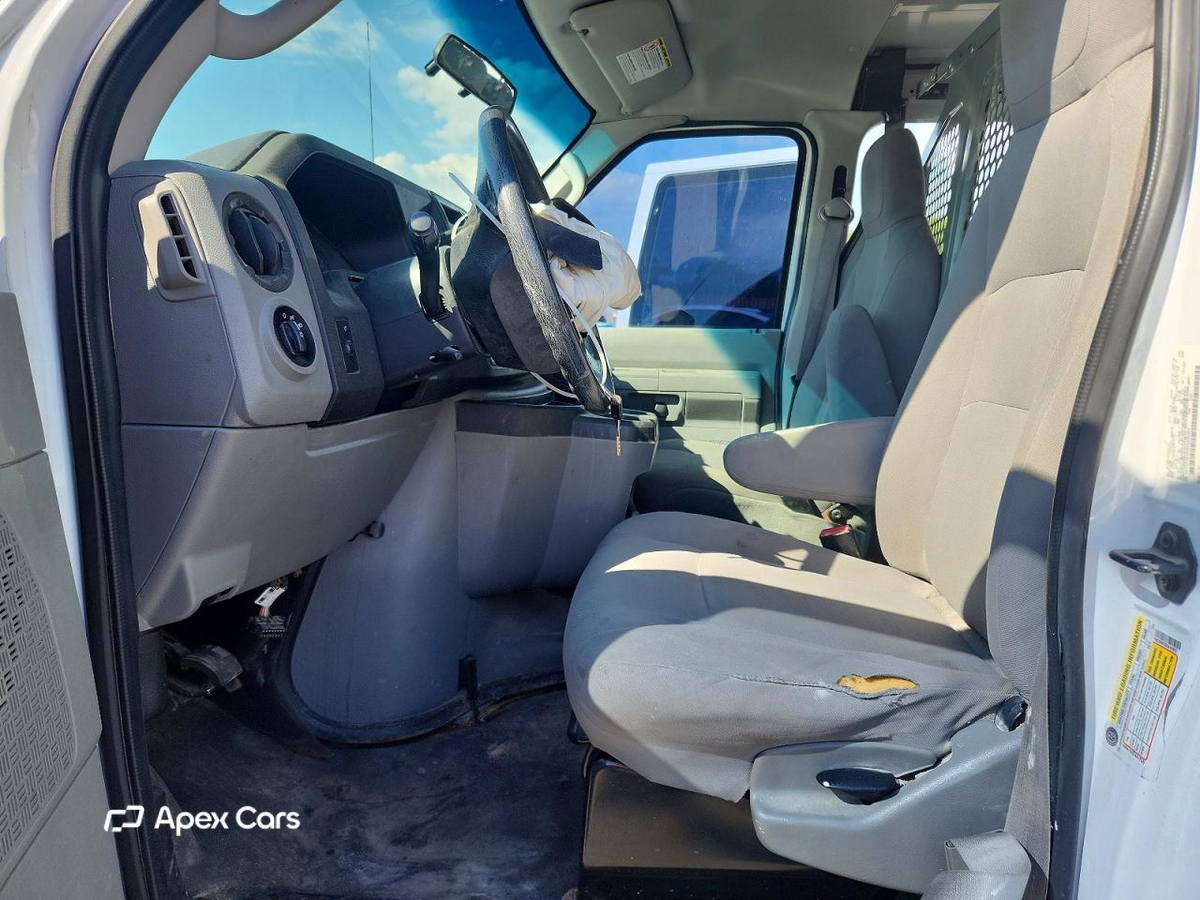 Ford Econoline 2013