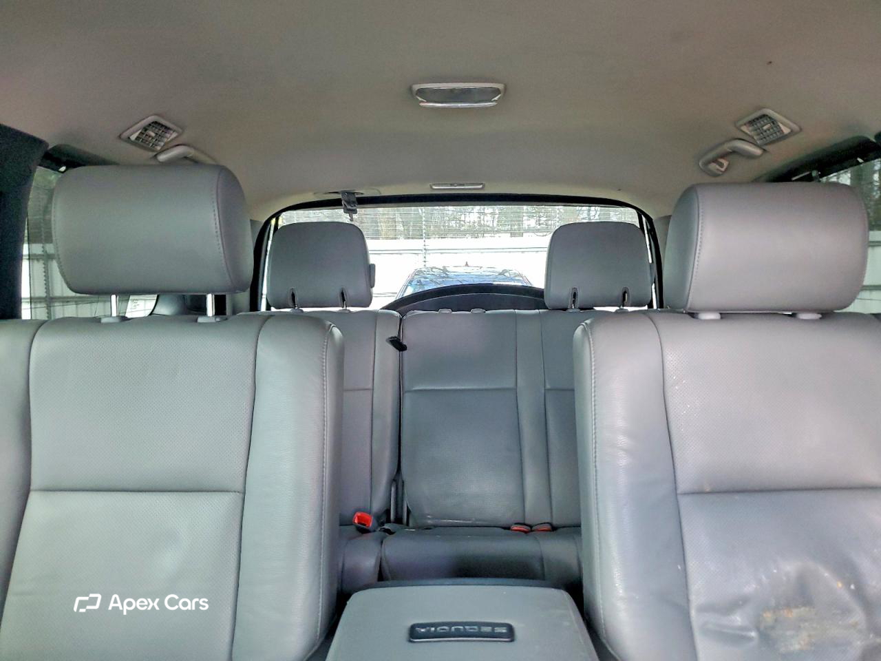 Toyota Sequoia 2012