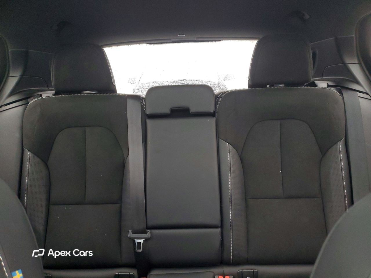 Volvo XC40 2021