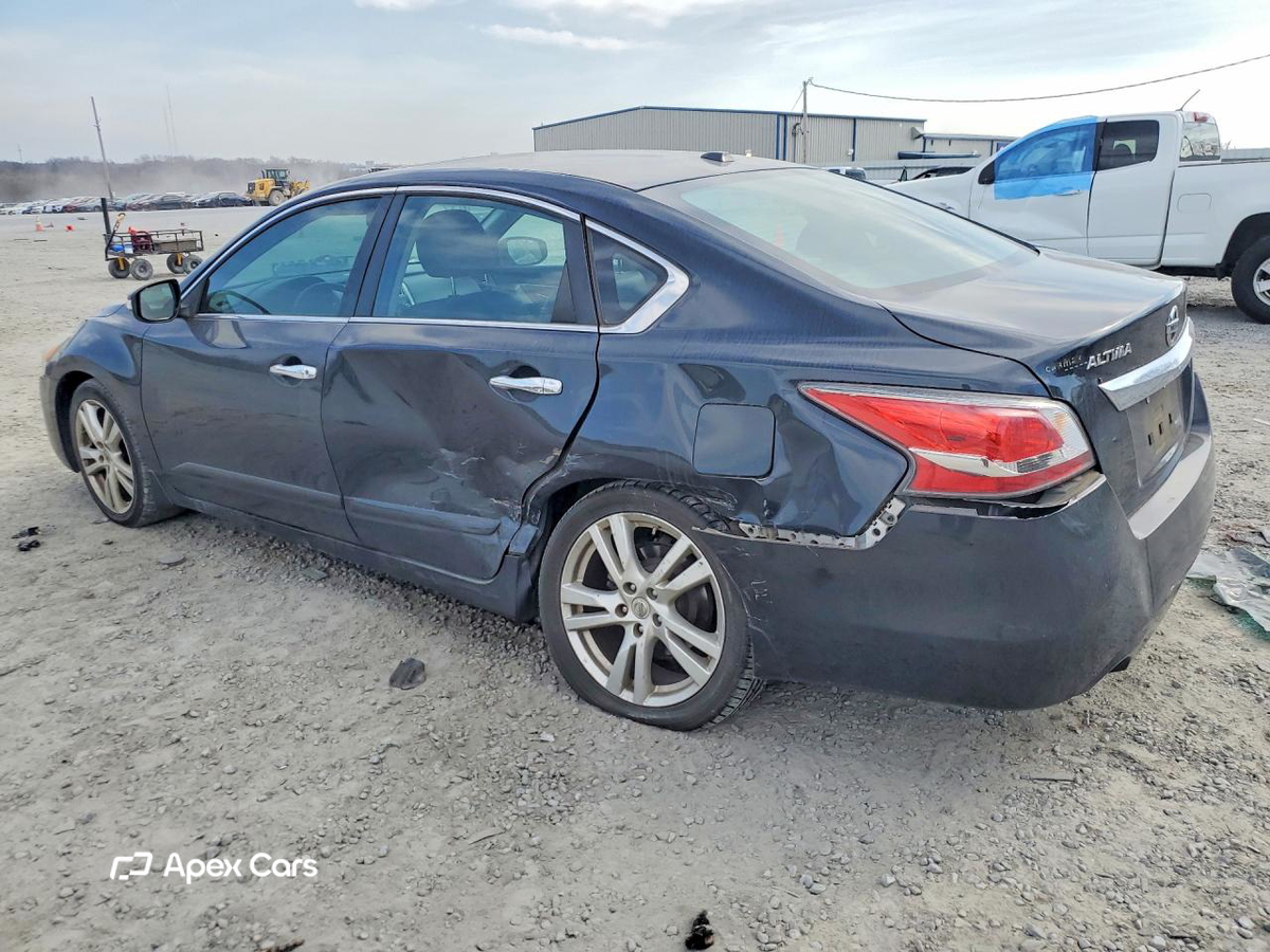 Nissan Altima 2015