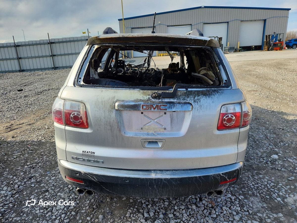 GMC Acadia 2011