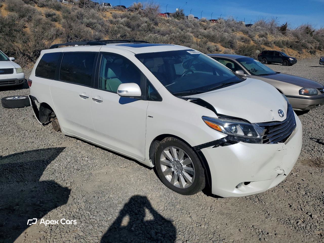 Toyota Sienna 2016