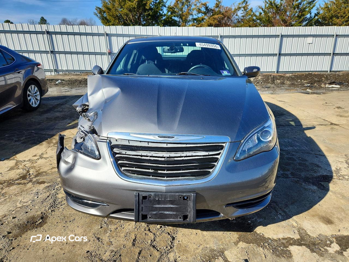Chrysler 200 2013