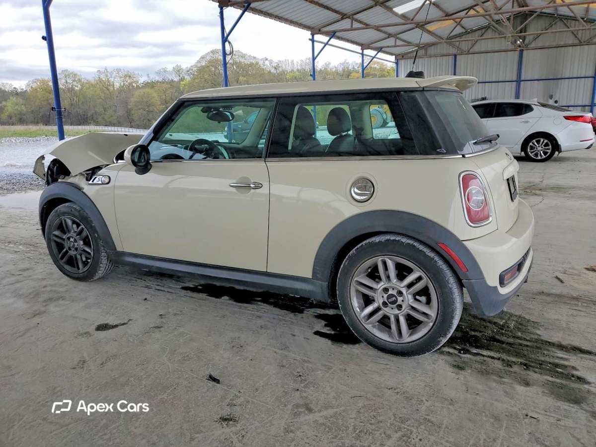 MINI Cooper 2012