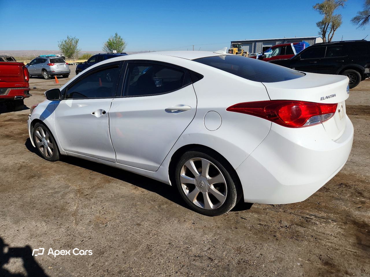 Hyundai Elantra 2013