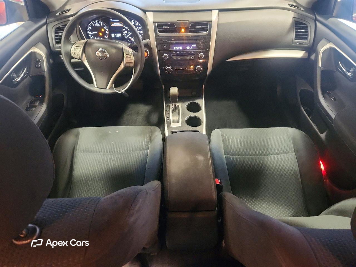 Nissan Altima 2015