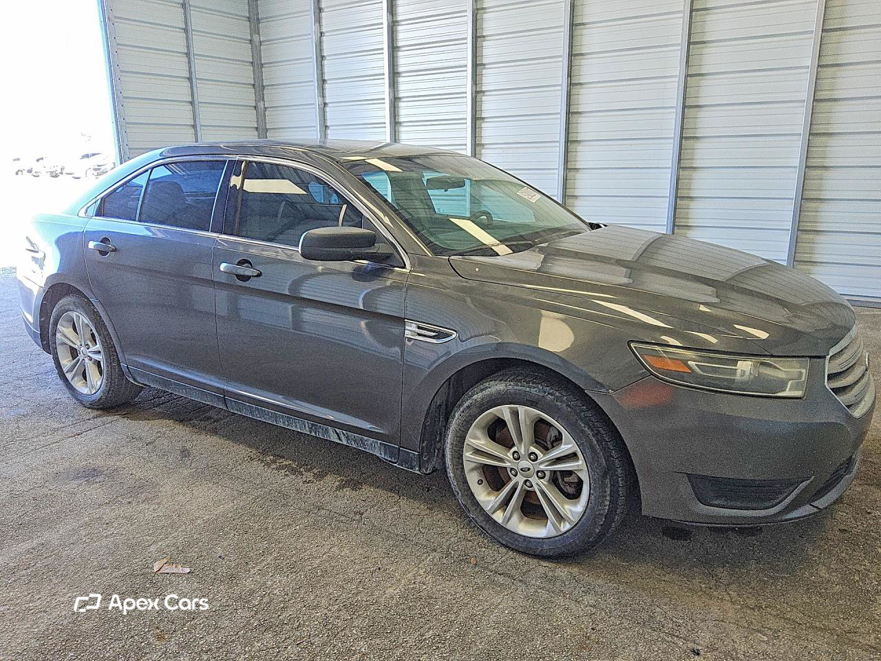 Ford Taurus 2015