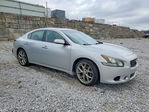Nissan Maxima 2011
