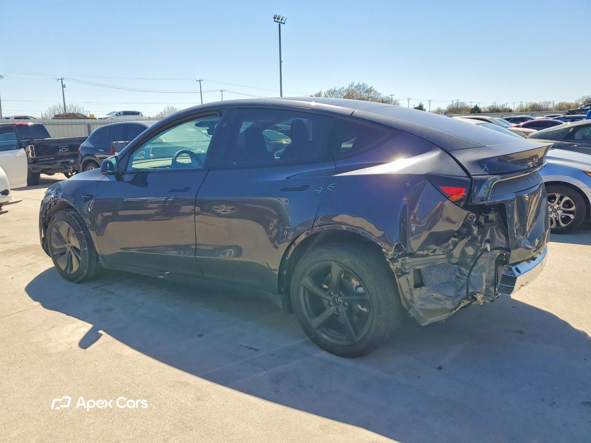 Tesla Model Y 2026