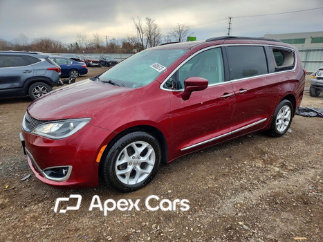 Chrysler Pacifica 2017 - Zdjęcie 1 z 14