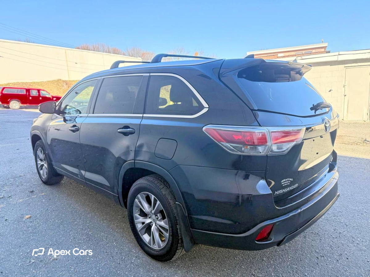 Toyota Highlander 2015