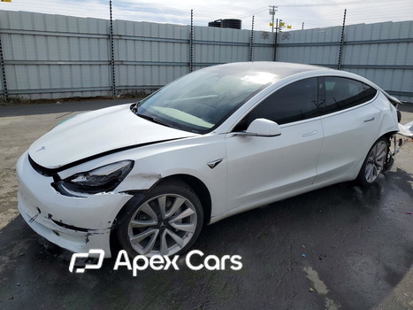 Tesla Model 3 2020 - Image 1 of 12