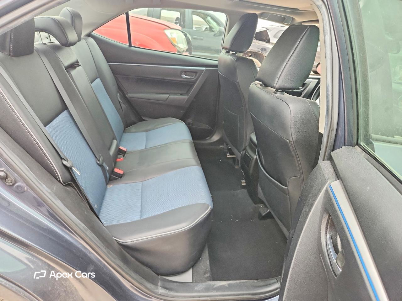 Toyota Corolla 2015