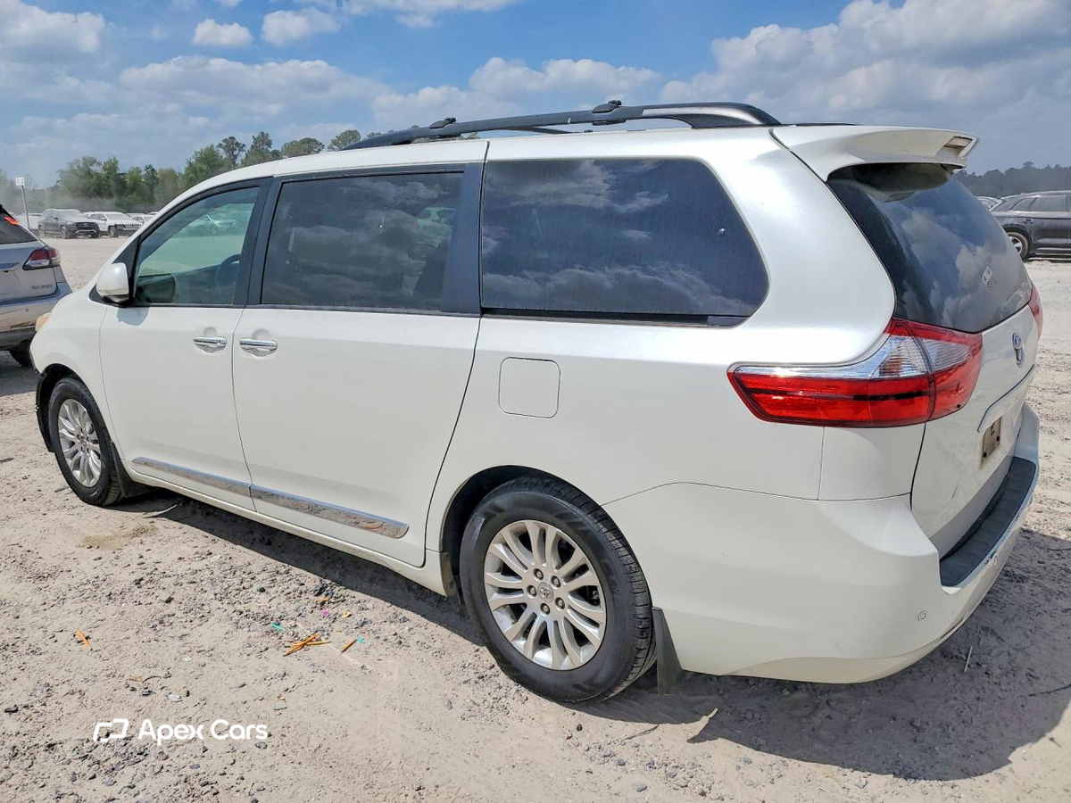 Toyota Sienna 2015