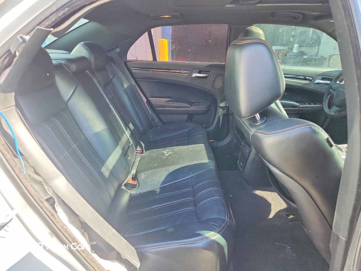 Chrysler 300 2017