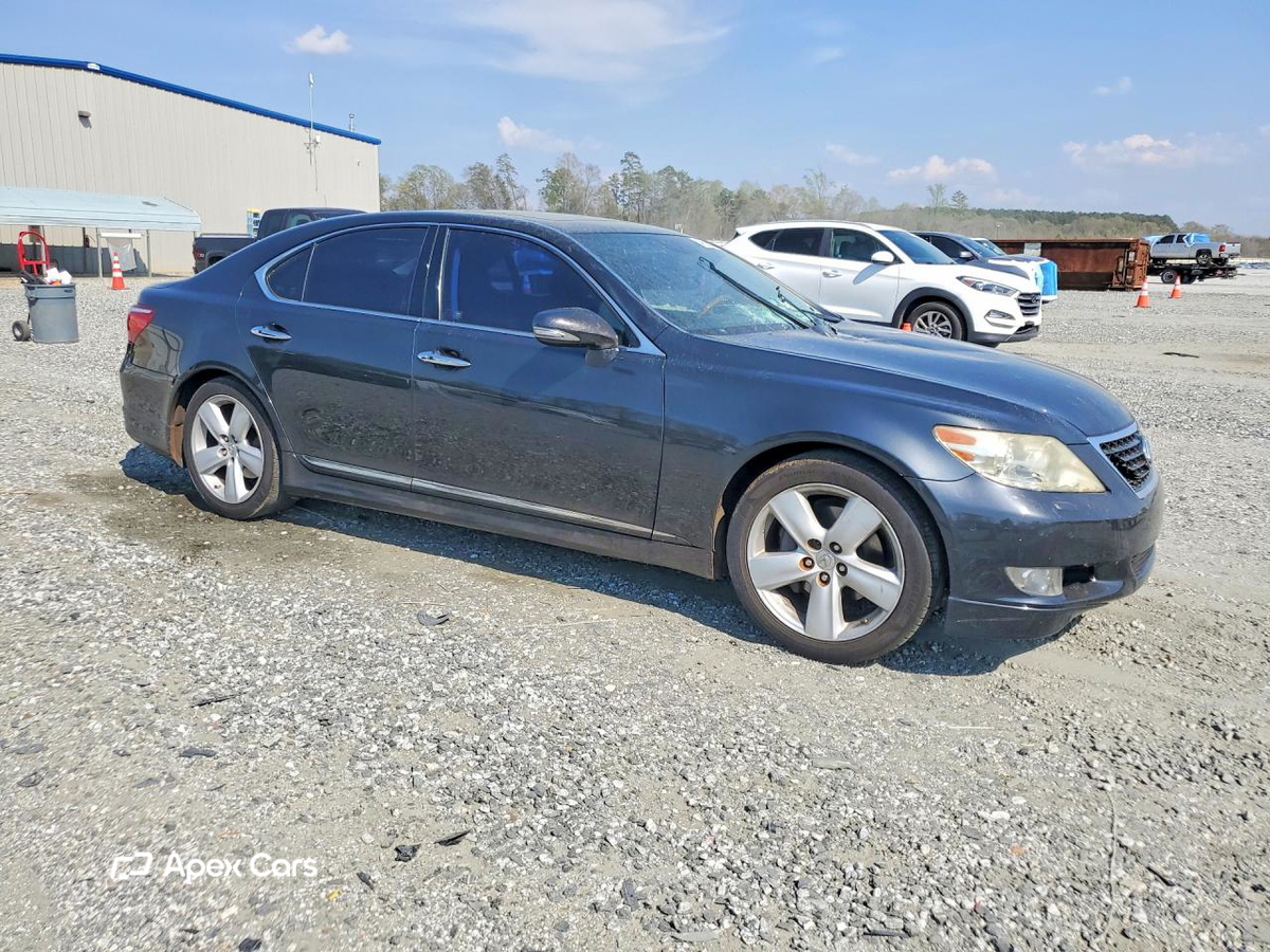 Lexus LS 2011