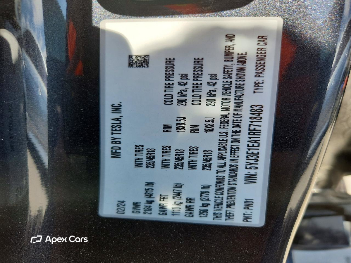 Tesla Model 3 2024