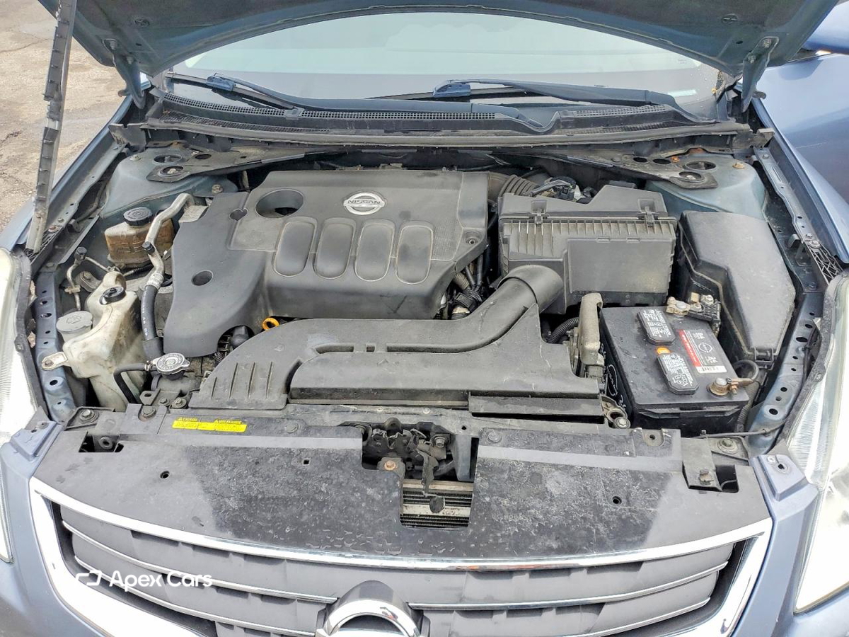 Nissan Altima 2011
